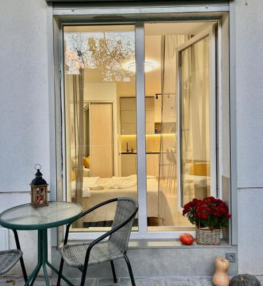 Halyts'kyi district Apartment | MIAMO apart Студія з терасою вул Кубійовича 20