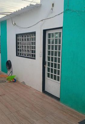 Novo Gama House | Micro-casa 2 Pedregal Novo Gama GO prox Valparaíso ideal p trabalho descanso e silêncio
