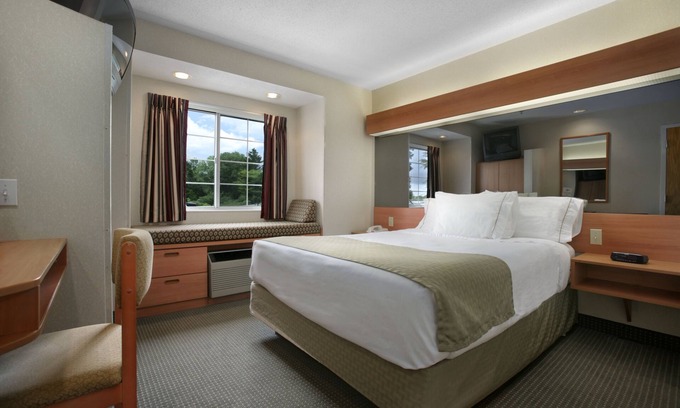 Montville Hotel | Microtel Inn & Suites by Wyndham Uncasville Casino Area