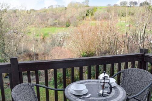 Heligan House | Middle Wicket