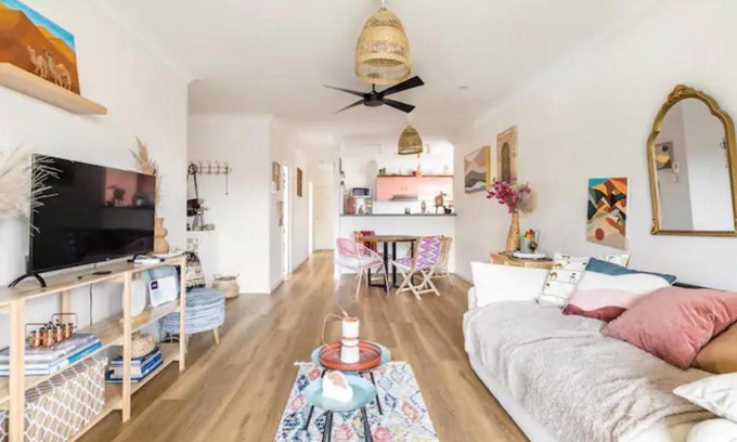 East Brisbane Apartment | Midnights in Morocco