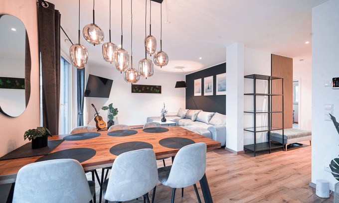 Leipheim Apartment | Mihalca® | Panorama Suite Bibertal