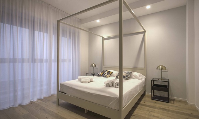 Porta Venezia Apartment | Milan Luxury Suite-Hosted by Sweetstay