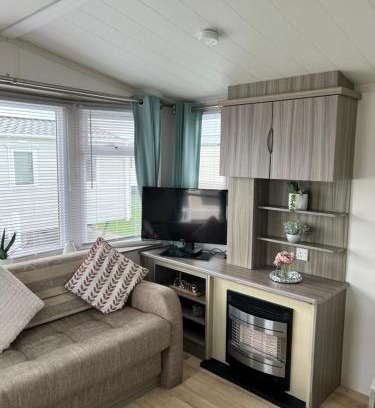 St George Other | Millie’s caravan