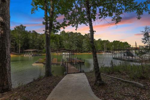 Reed Creek House | Milltown Cove Escape on Lake Hartwell