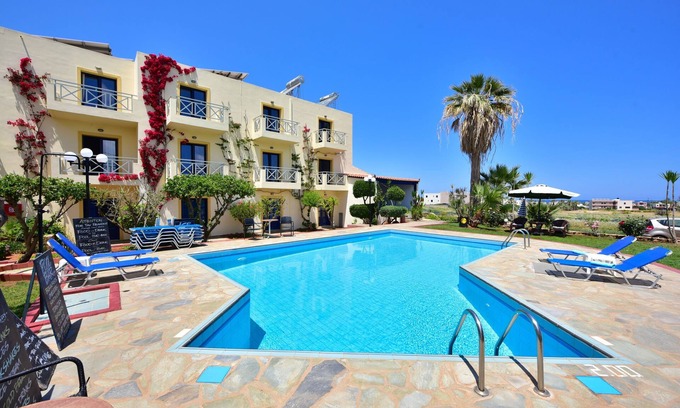 Malia Apartment | Milos apartments for 3 guests