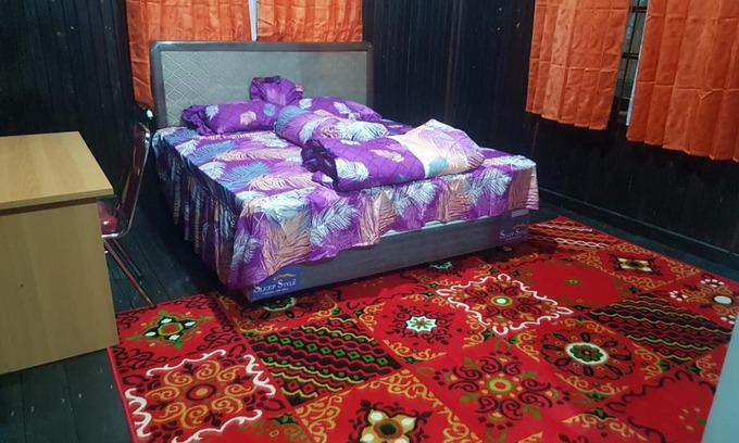 Pangkalan Bun House | Mimi Guest House Syariah Pangkalan bun