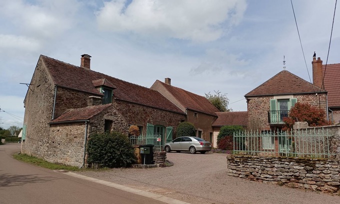 Thoste Apartment | Mine d'Ore, gîte à la campagne en Côte d'Or