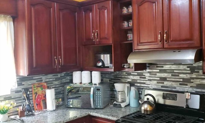 New Hope House | Mini Cozy Lodging