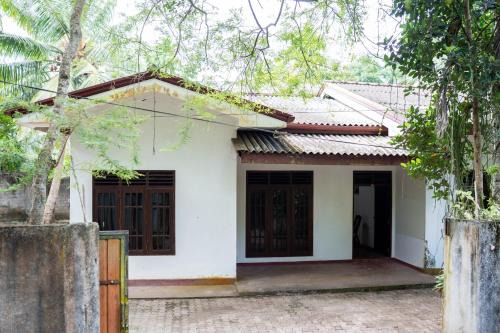 Ambalangoda Apartment | Minki's HOME