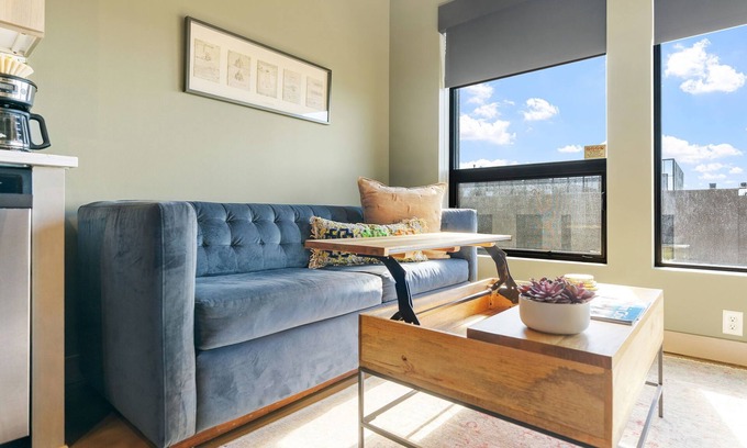 Warehouse District Apartment | MINNeSTAY* Sable 601 North Loop