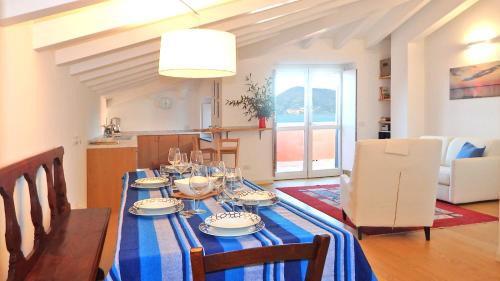 Lerici Apartment | Minnie's Place