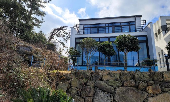 Aewol House | Mino House