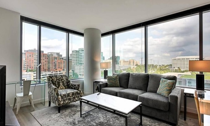 Reston Apartment | Mins to Dulles Airport | 2BR nr Reston Village Center