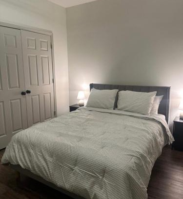 Johnson City Apartment | Minutes from all attractions!