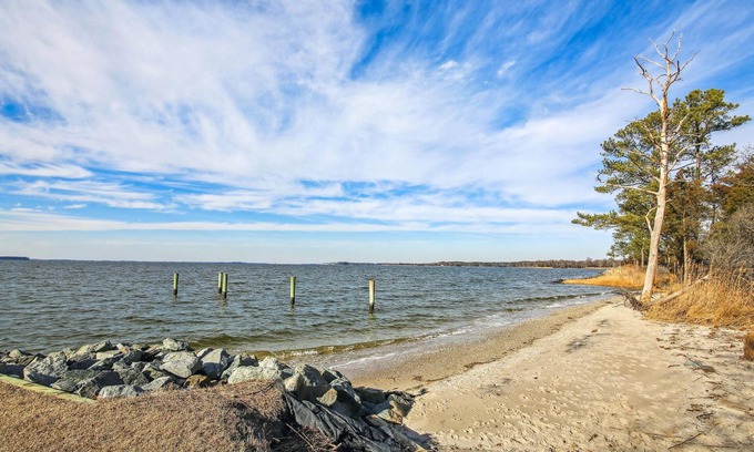 Unionville House | Minutes from Downtown Easton and St. Michaels | Pool | Private Dock | Golf Cours
