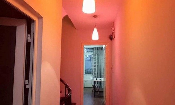 Nhat Tan House | Mirr House 1| Room 4A| Beautiful big window room