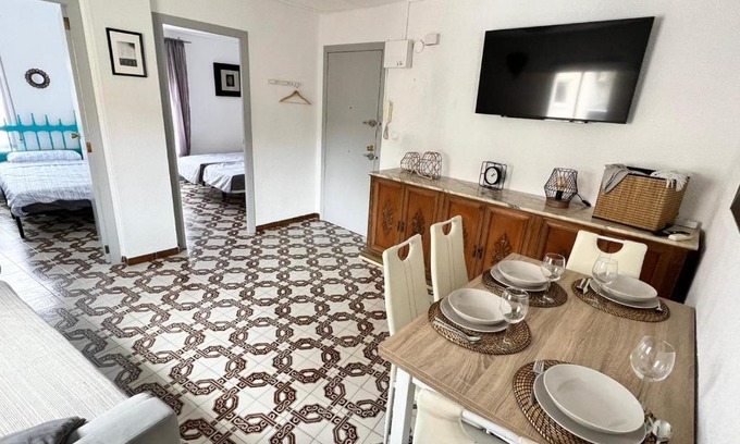 Gandia Apartment | Mirror Apartment Gandia