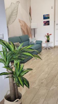 Sant'Antonio Abate Apartment | Mo' Mo' House