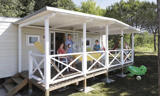 Cavallino-Treporti House | Mobile home in Cavallino-Treporti with terrace
