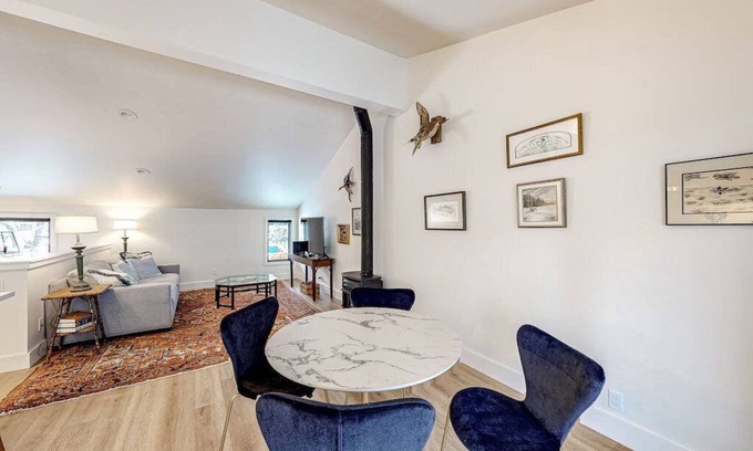 Ketchum Condo | Mod 1BD West Ketchum Condo - near downtown & Sun Valley ski lifts