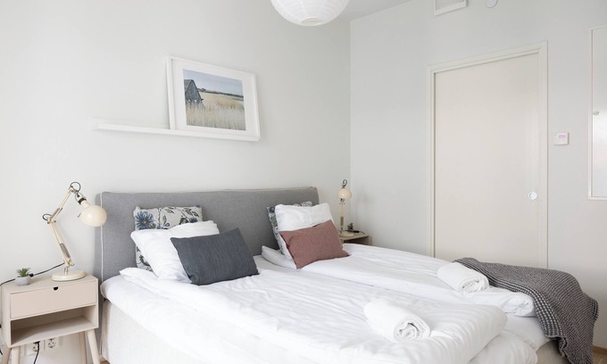 Pasila Apartment | Modern 1 br apartment in prime location I Parking I Mall of Tripla I Pasila