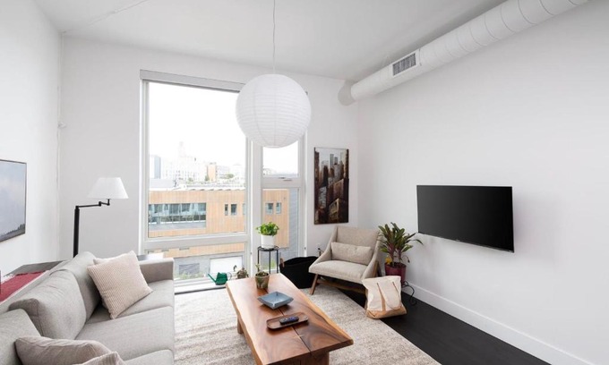 Milwaukee Apartment | Modern 1BR Apt with Skywalk to Fiserv, Rooftop, and Parking