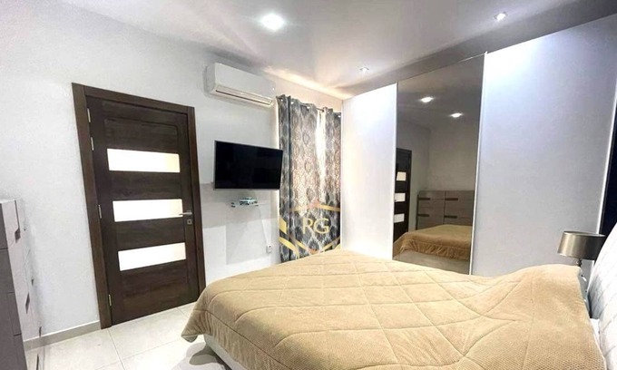 Marsaxlokk Apartment | Modern 2 bedroom apartment set in the picturesque fishing village of Marsaxlokk.
