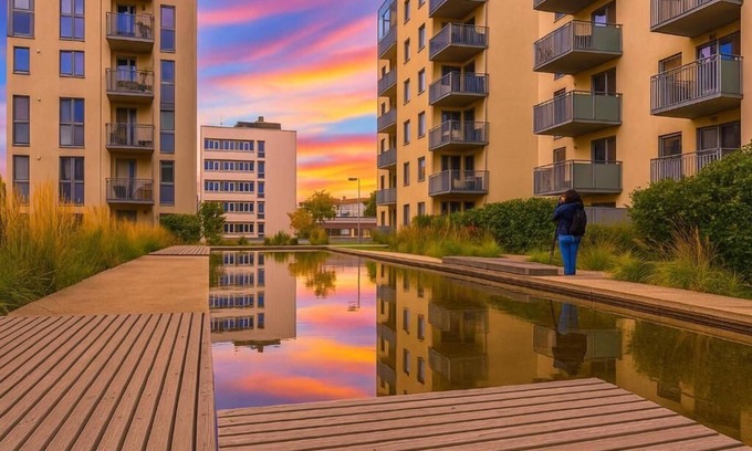 Gamle Oslo Apartment | Modern 2BR Apartment Ringnes Park | Balcony, Sunset View & Central Oslo Access