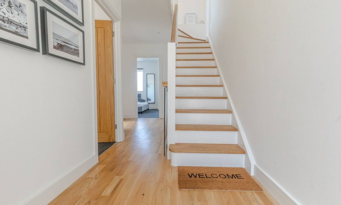 Brighton House | Modern 4Bed Seaside Escape * With Parking*