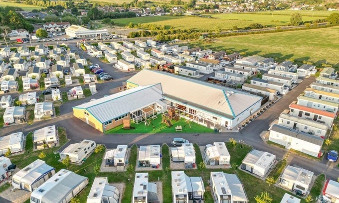 Bleadon House | Modern and contemporary 12ft-wide caravan with one double and two twin.