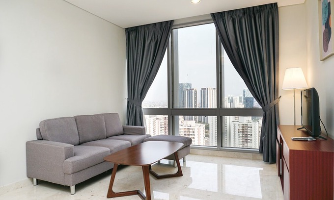 Karet Hotel | Modern and Comfortable 2Br at The Empyreal Condominium Epicentrum Apartment