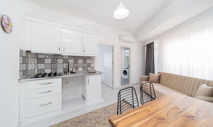 Antalya City Centre Apartment | Modern and Comfortable Apartment in Muratpasa