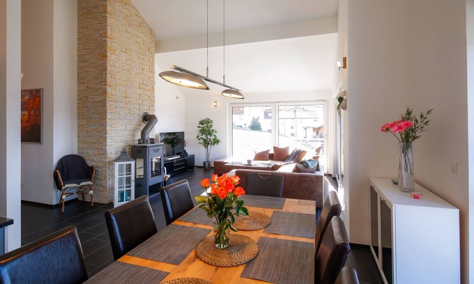 Triesenberg Apartment | Modern and cosy 5 rooms penthouse with stunning view
