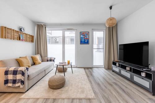 Old Town Apartment | Modern and Cozy flat with Balcony