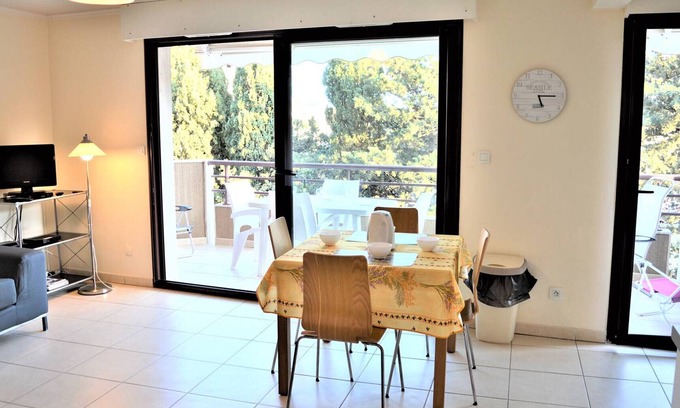Cavaliere Apartment | Modern Apartment, 2 Bedrooms, Terrace, A/C, Parking, Near Beach, Cavalaire