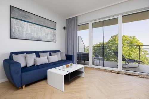 Serock Apartment | Modern Apartment by the Lake with Parking & Sauna in Zegrze by Noclegi Renters