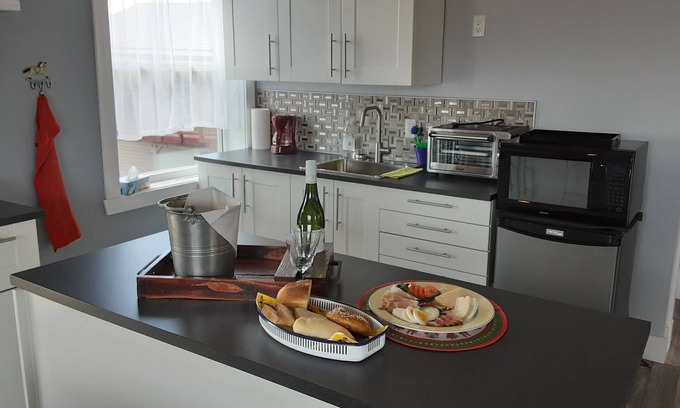 Pictou Apartment | Modern apartment close to the Caribou Provincial Beach, Pictou and PEI Ferry