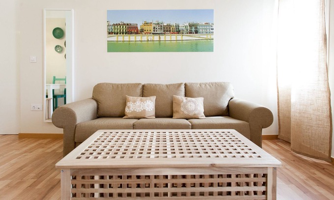 Encarnacion-Regina Apartment | MODERN APARTMENT IN THE CENTER