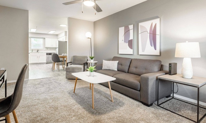 Georgetown Apartment | Modern Apartment in Prime Location (ID2934X08)