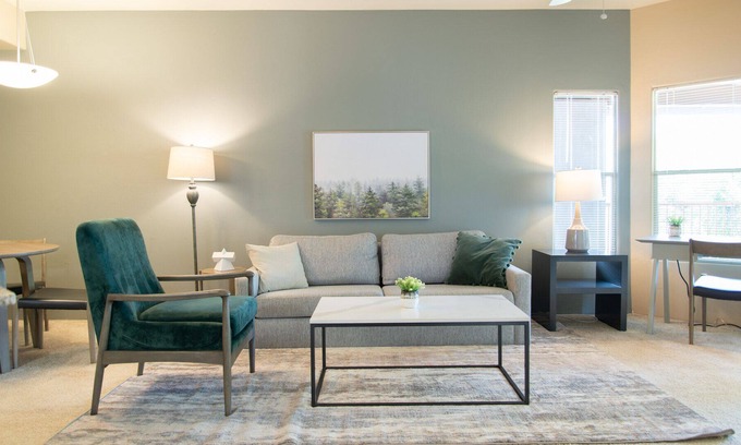 Canada Hills Golf Course Apartment | Modern Apartment in Prime Location (ID2517X08)