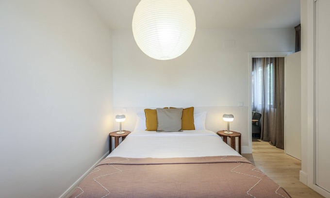 Puerta del Angel Apartment | Modern apartment near the Royal Palace 11