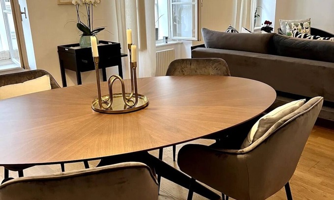 Wieden Apartment | Modern apartment on the Naschmarkt, just a few minutes from the opera and yet quiet