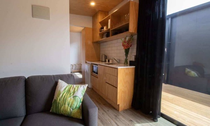 Fitzroy House | Modern Beach Tiny Homes in New Plymouth