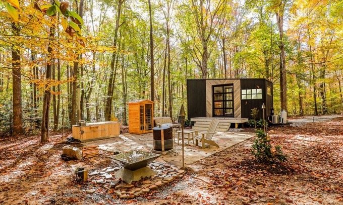 Mineral Cabin | Modern Cabin right outside of Richmond with everything you need and more to truly relax.