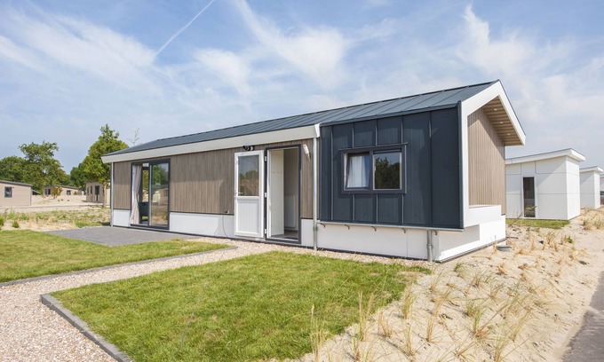 Municipality of Hellevoetsluis Ski Chalet | Modern chalet at 4.5 km. from Rockanje