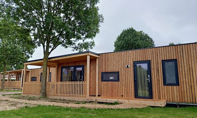 Houthem Ski Chalet | Modern chalet with airco, 9 km. from Maastricht