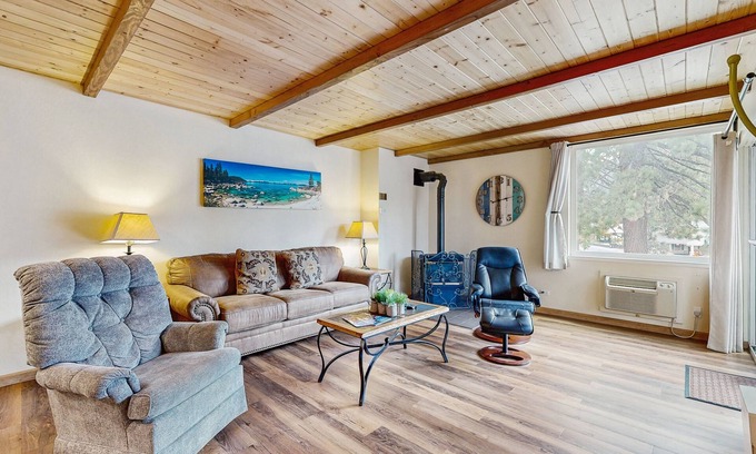 South Lake Tahoe Condo | Modern condo on the lake with pool, hot tub & balcony - short walk to the beach