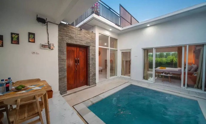 Banjartegehe Villa | MODERN COZY PRIVATE 2BR VILLA WITH ROOF TOP SUNSET VIEW