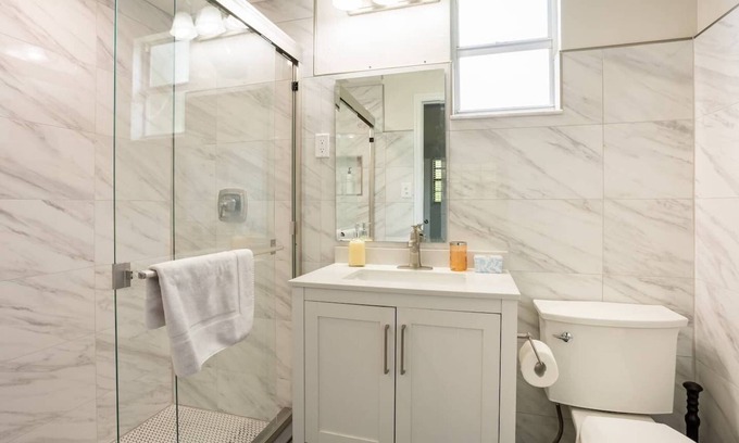 Tampa House | Modern duplex near Downtown, SoHo and West Shore